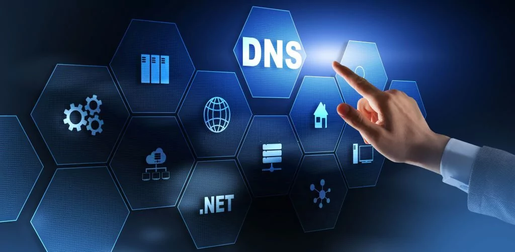 DNS nedir? Ağ yönlendirme sisteminin merkezi ayrıntılı olarak açıklanıyor - LikaCloud